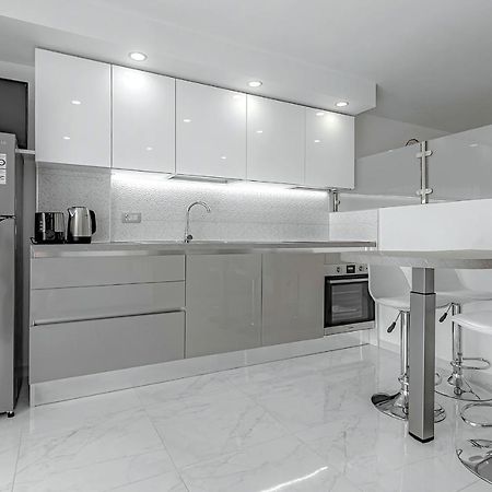 Luxury White studio in playa las americas Playa de las Américas Exterior foto